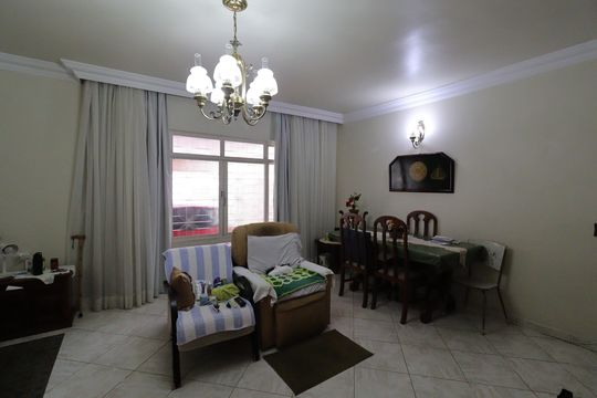 Casa à venda com 4 quartos, 132m² em Vila Sao Paulo, São Paulo