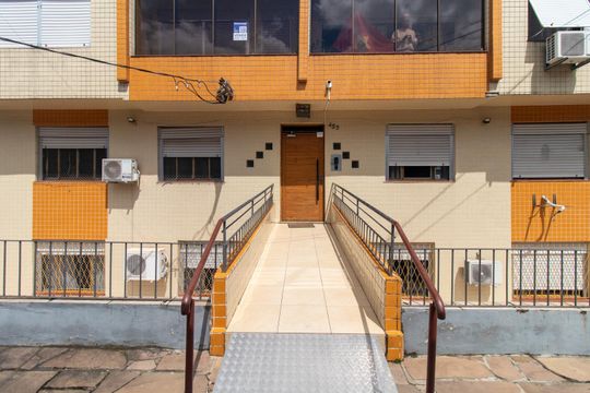 Fachada de apartamento à venda com 2 quartos, 63m² em Medianeira, Porto Alegre