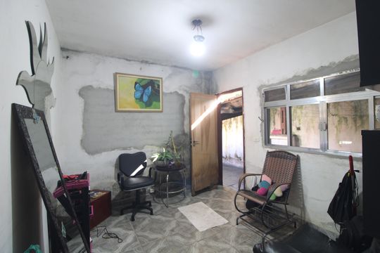 Sala de casa à venda com 3 quartos, 142m² em Jardim das Imbuias, São Paulo
