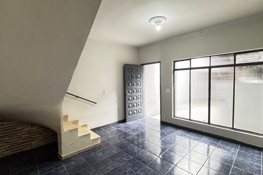 Sala de casa para alugar com 2 quartos, 81m² em Parque Novo Oratório, Santo André