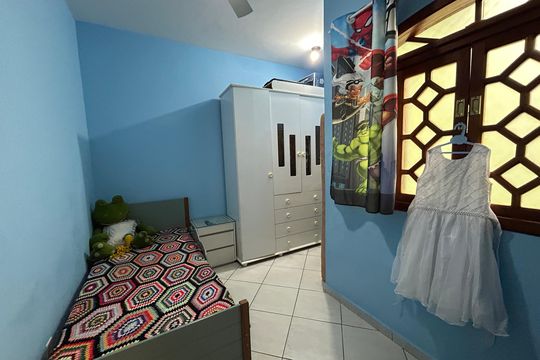 Quarto 1 de casa de condomínio para alugar com 3 quartos, 166m² em Vila Valqueire, Rio de Janeiro