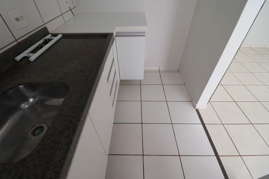 Cozinha  de apartamento para alugar com 2 quartos, 57m² em Subsetor Leste - 8 (l-8), Ribeirão Preto