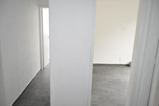 Corredor de apartamento para alugar com 2 quartos, 60m² em Piedade, Rio de Janeiro
