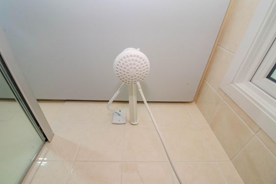 Banheiro da Suíte de apartamento para alugar com 2 quartos, 67m² em Jardim Itu, Porto Alegre