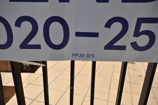Placa de casa à venda com 2 quartos, 175m² em Parque Novo Mundo, São Paulo