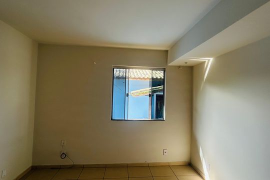 Apartamento para alugar com 2 quartos, 56m² em Maria Joaquina, Cabo Frio