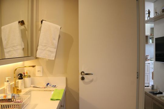 Banheiro de apartamento à venda com 2 quartos, 41m² em Lapa de Baixo, São Paulo