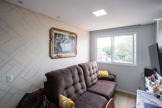 Apartamento à venda com 2 quartos, 45m² em Piraporinha, Diadema