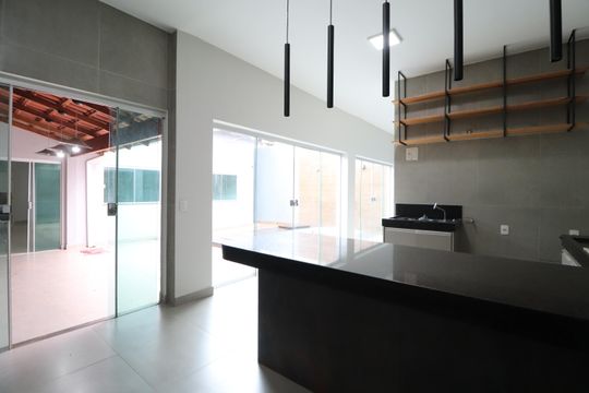 Cozinha de casa para alugar com 3 quartos, 185m² em Nova Uberlândia, Uberlândia
