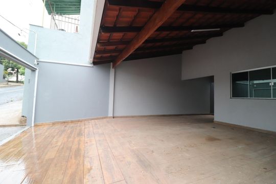 Varanda da Sala de casa para alugar com 3 quartos, 185m² em Nova Uberlândia, Uberlândia