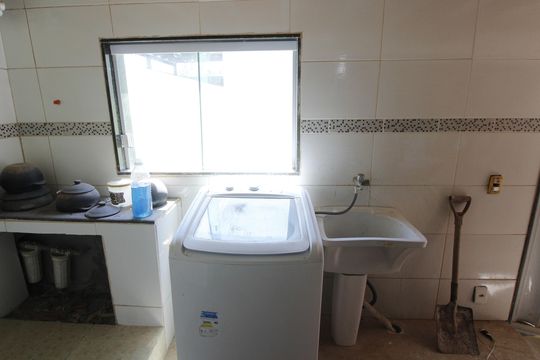 Área de Serviço de casa de condomínio para alugar com 2 quartos, 120m² em Dunas do Peró, Cabo Frio