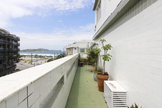 Varanda de apartamento para alugar com 6 quartos, 280m² em Vila Nova, Cabo Frio