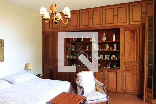 Suíte 03 de casa à venda com 7 quartos, 3200m² em Setor Vila João Vaz, Goiânia