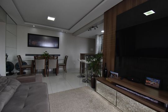 Sala de apartamento à venda com 2 quartos, 89m² em Santa Quiteria, Curitiba
