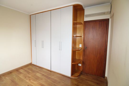 Quarto 3 de apartamento para alugar com 4 quartos, 178m² em Jardim Nova America, São José dos Campos