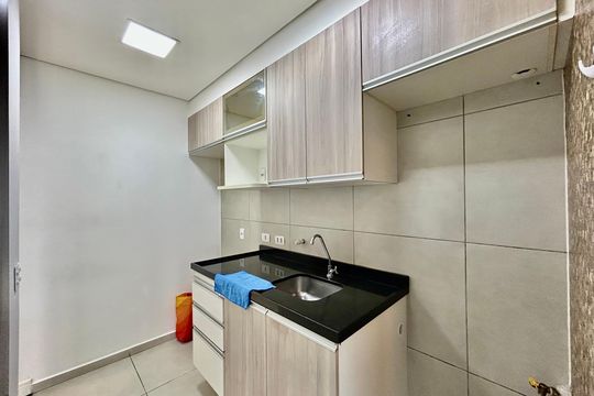 Cozinha de apartamento para alugar com 2 quartos, 57m² em Brás, São Paulo