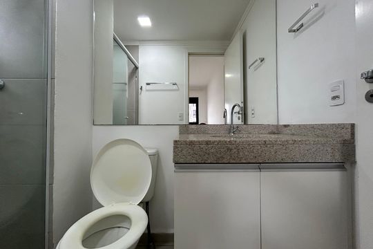 Banheiro do Quarto 1 de apartamento para alugar com 2 quartos, 57m² em Brás, São Paulo