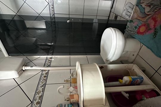 Banheiro de apartamento para alugar com 2 quartos, 50m² em Abraão, Florianópolis