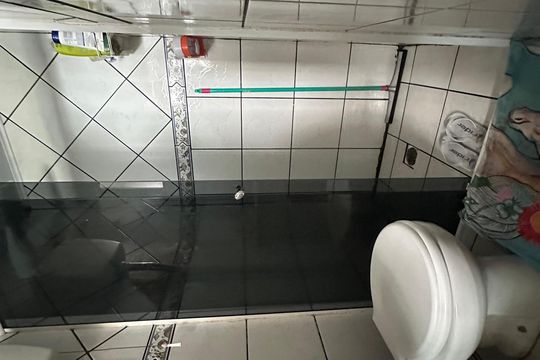 Banheiro  de apartamento para alugar com 2 quartos, 50m² em Abraão, Florianópolis