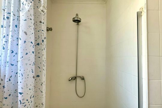 Banheiro de apartamento à venda com 3 quartos, 226m² em Vila Nova Conceição, São Paulo