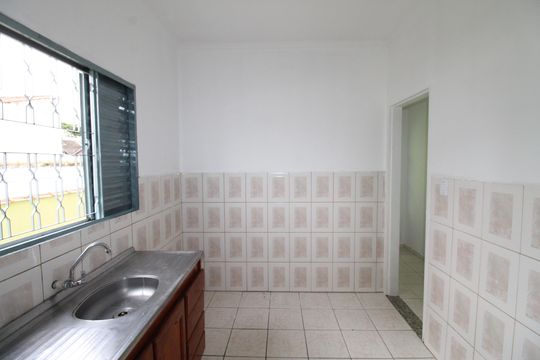 Cozinha de casa para alugar com 1 quarto, 50m² em Jardim da Granja, São José dos Campos