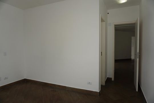 Suíte de apartamento para alugar com 2 quartos, 82m² em Jardim Branca Flor, Embu das Artes