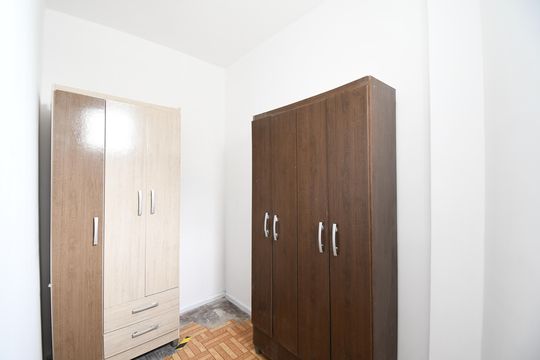 Quarto de Serviço de apartamento à venda com 3 quartos, 93m² em Centro, Curitiba