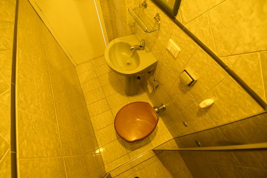 Banheiro 2 de apartamento à venda com 3 quartos, 93m² em Centro, Curitiba
