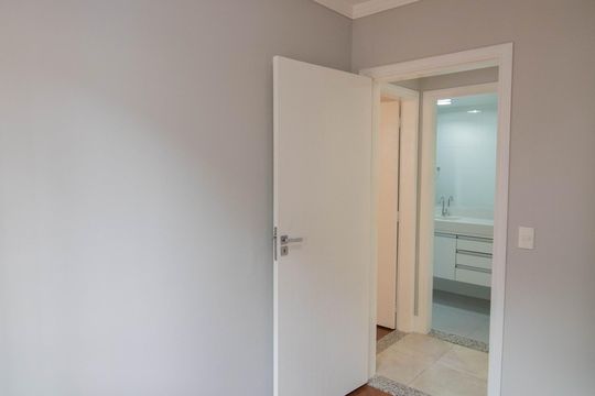 Quarto 2 de apartamento à venda com 2 quartos, 57m² em Vila Bandeirantes, São Paulo