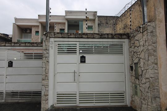 Fachada de casa para alugar com 3 quartos, 140m² em Cidade Patriarca, São Paulo