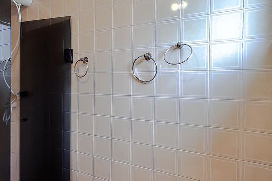 Banheiro de apartamento para alugar com 1 quarto, 54m² em Vila Mariana, São Paulo