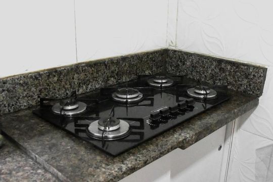 Cozinha de casa para alugar com 1 quarto, 160m² em Jardim Ernestina, São Paulo