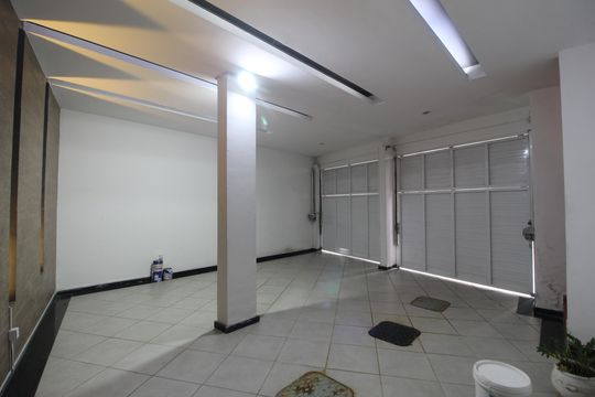 Garagem de casa de condomínio para alugar com 4 quartos, 475m² em Jacarepaguá, Rio de Janeiro