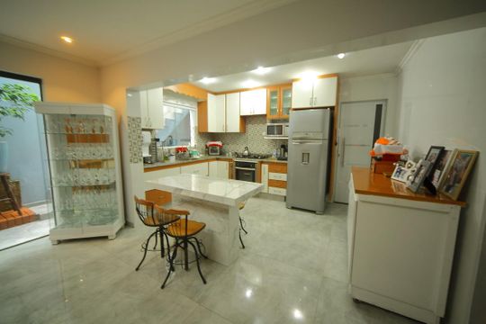 Copa/Cozinha  de casa à venda com 3 quartos, 232m² em Montanhão, São Bernardo do Campo