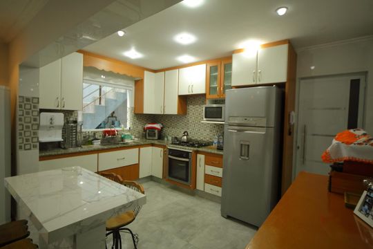 Cozinha  de casa à venda com 3 quartos, 232m² em Montanhão, São Bernardo do Campo