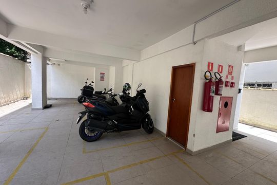 Garagem de apartamento para alugar com 2 quartos, 50m² em Centro, São Vicente