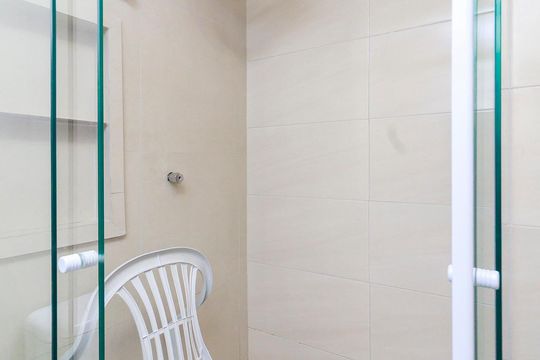 Banheiro de apartamento para alugar com 2 quartos, 45m² em Conjunto Habitacional Instituto Adventista, São Paulo