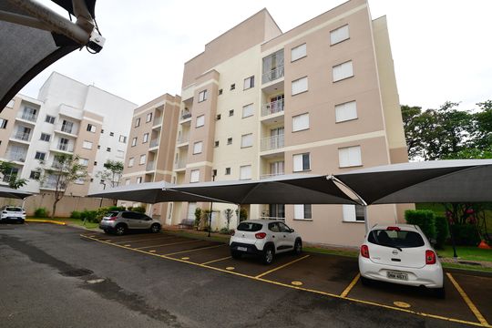 Fachada do bloco de apartamento para alugar com 2 quartos, 55m² em Jardim Santa Genebra, Campinas