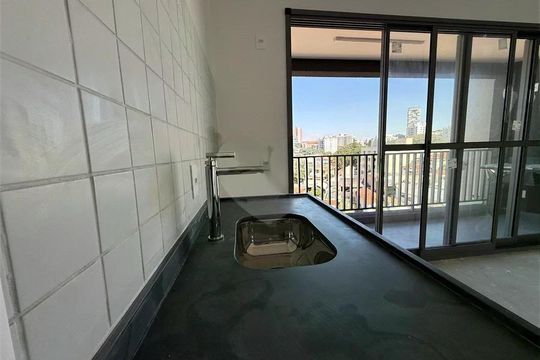 Apartamento à venda com 2 quartos, 69m² em Vila Ipojuca, São Paulo