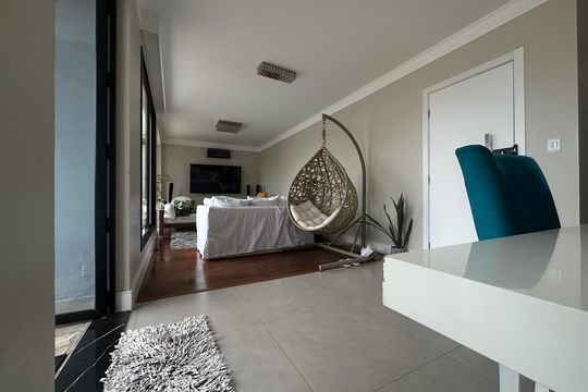 Sala de apartamento para alugar com 3 quartos, 429m² em Estreito, Florianópolis
