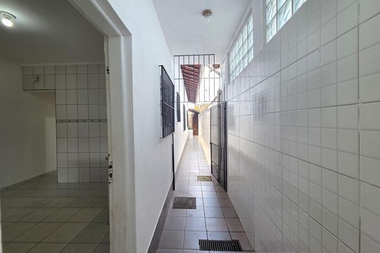 Quintal de casa para alugar com 2 quartos, 42m² em Cidade Ocian, Praia Grande