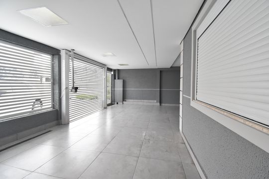 Garagem de casa à venda com 3 quartos, 160m² em Cidade Industrial de Curitiba, Curitiba