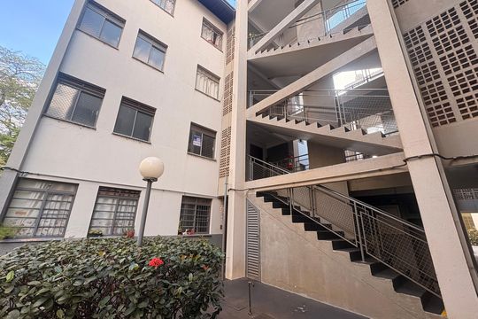 Fachada bloco de apartamento para alugar com 2 quartos, 50m² em Residencial das Americas, Ribeirão Preto