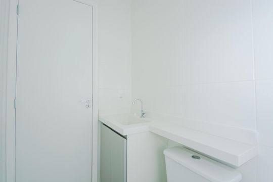 Banheiro de apartamento para alugar com 2 quartos, 43m² em Jardim Normandia, Guarulhos