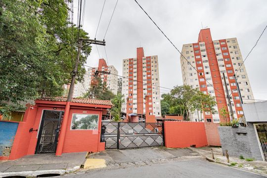Fachada de apartamento para alugar com 2 quartos, 51m² em Vila Vermelha, São Paulo