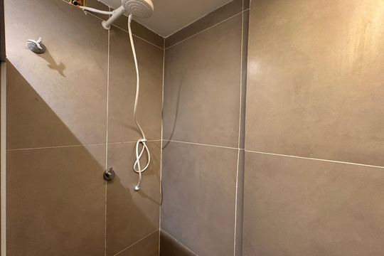 Banheiro Social de apartamento para alugar com 2 quartos, 60m² em Vargem Grande, Rio de Janeiro