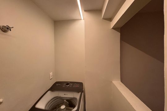 Área de serviço de apartamento para alugar com 2 quartos, 60m² em Vargem Grande, Rio de Janeiro