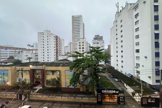 Vista Quarto 1 de apartamento para alugar com 2 quartos, 58m² em Centro, São Vicente