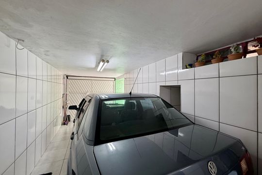 Garagem de casa à venda com 2 quartos, 145m² em Jardim Germania, São Paulo