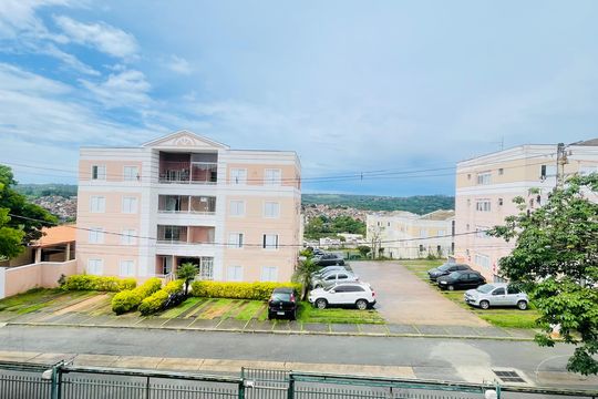 Vista da varanda de apartamento para alugar com 2 quartos, 57m² em Jardim Isis, Cotia